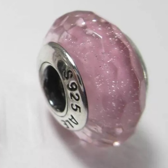 Preowned Pandora Pink Shimmer Facetted Glass Murano Bead. RTV $55.00 - Picture 1 of 3